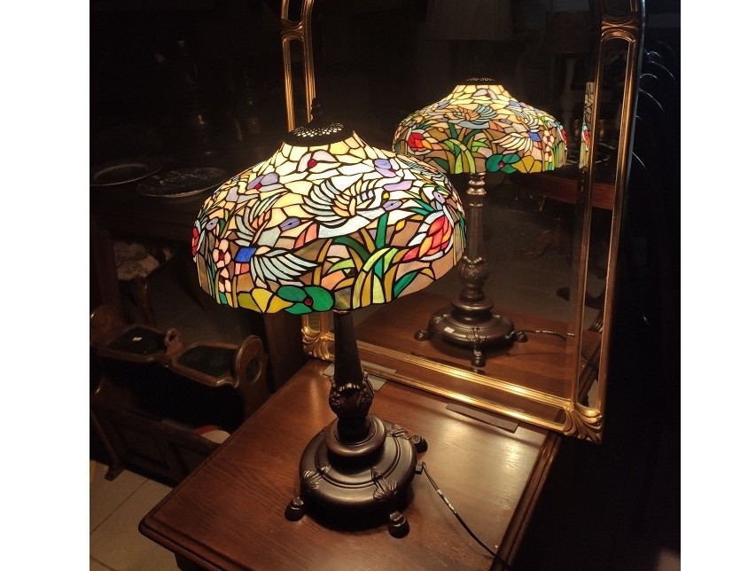 ART-4.Tiffany lampa