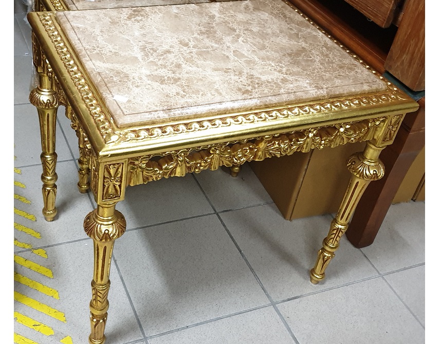 HKO-418.Stolík gold