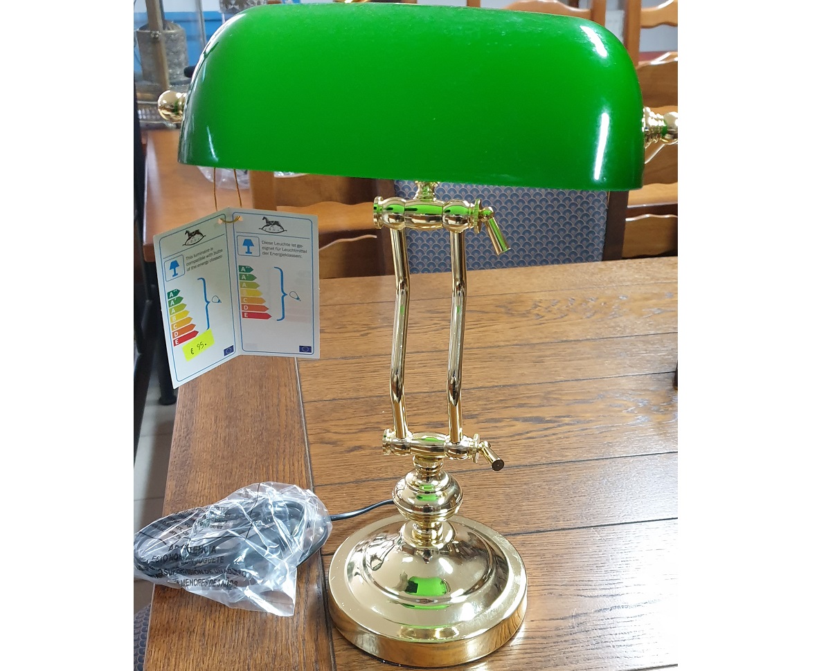 LL-102.Lampa bankár 2