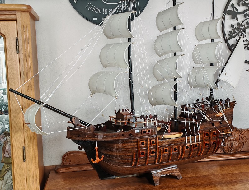 OB-346.Celodrevená loď