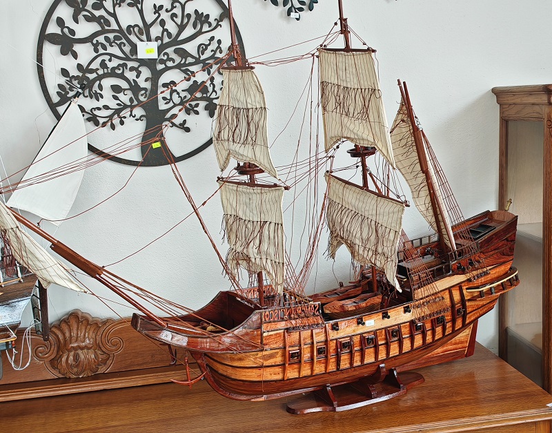 OB-347.Celodrevená loď