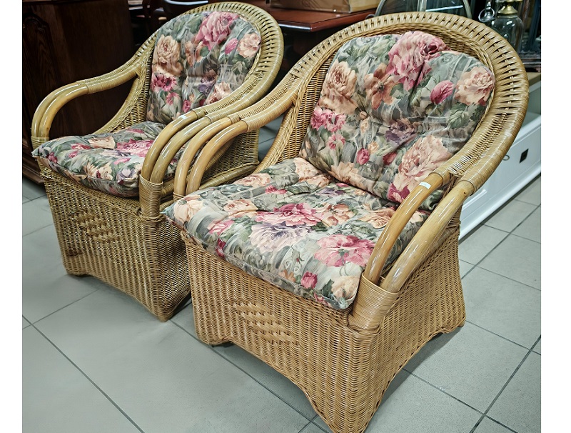 B-94.Kresielka ratan 2ks