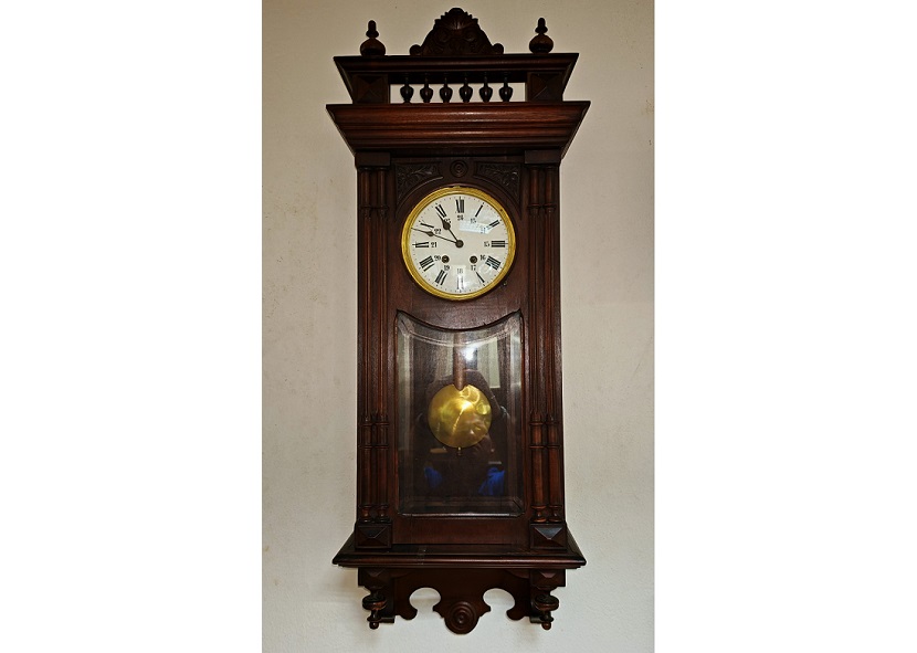 HT-84.Hodiny Fréres Jape