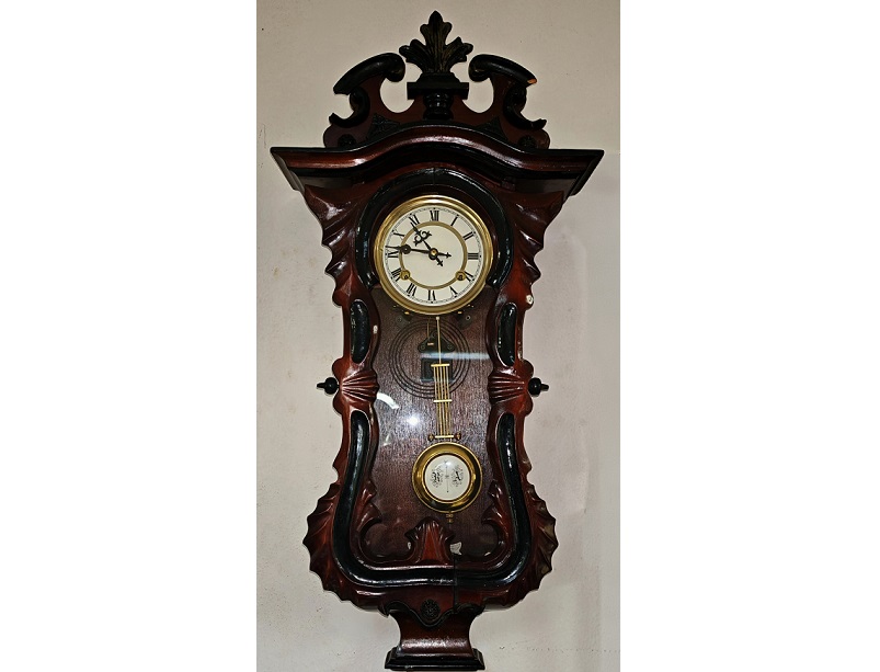 HT-85.Hodiny Husľovky