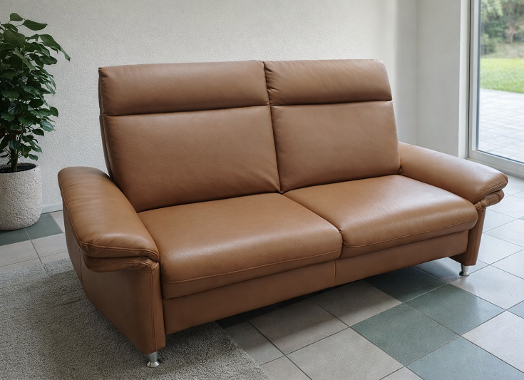 S-110.Trojsedačka v pravej koži