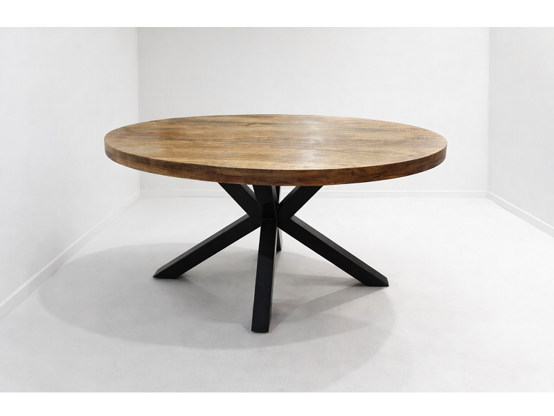 MJ-3.Okrúhly jedálenský stôl