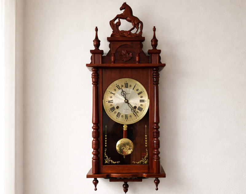 HT-89. Hodiný nástenné