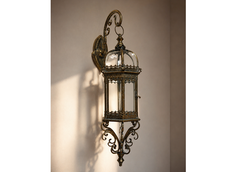 OB-471. Lampáš nástenný