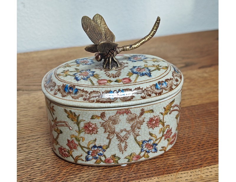 BR-44. Dóza bronz porcelán